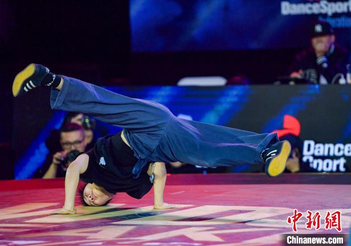 成都开启2024年WDSF世界霹雳