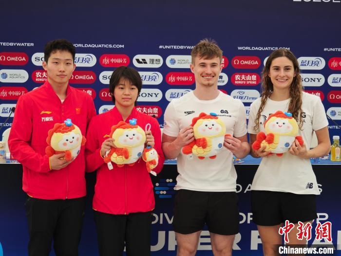 王宗源在北京宣布全力以赴争夺世界杯总决赛金