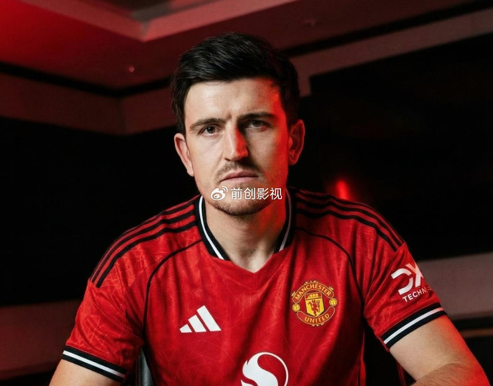 曼联33岁中卫马奎尔续约降薪40% 将成球队精神支