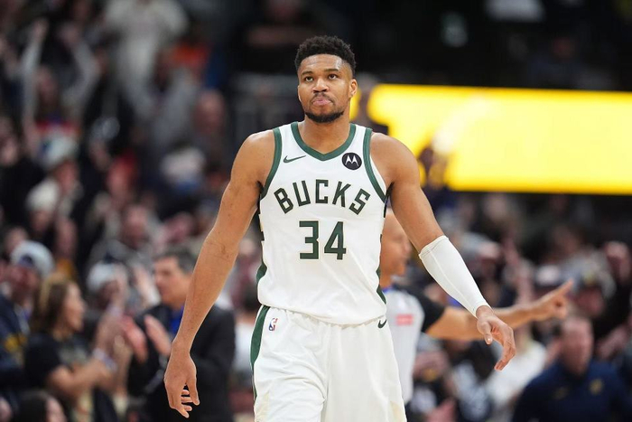 字母哥因伤休战损失耐克巨额奖金引热议