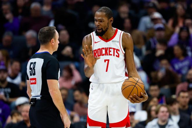 湖人爆冷击败火箭 雅各布斯伤退成关键因素