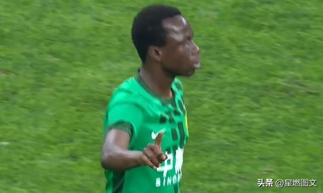 国安少打一人逆转大连3-0，上演戏剧性胜利